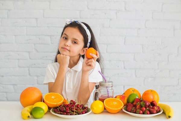 انواع میوه خشک برای کودکان