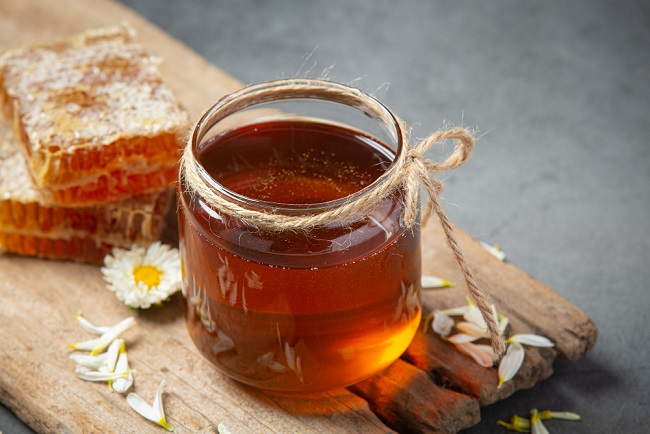 عسل لوبلی با کیفیت و طعم عالی
