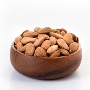 مغز بادام درختی خام ایرانی دستچین لوکس